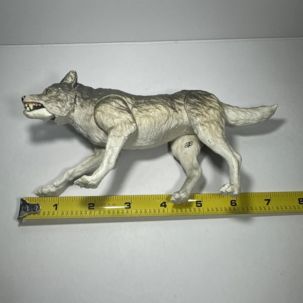 2019 Jumanji Wolf Action Figure Realistic Articulated Jaw Lanard 1409WH